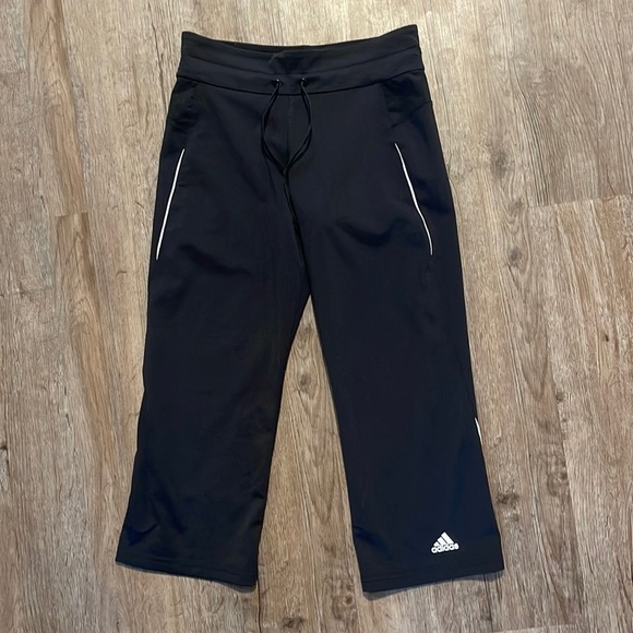 ADIDAS ACTIVEWEAR CAPRIS (S) - Picture 1 of 6